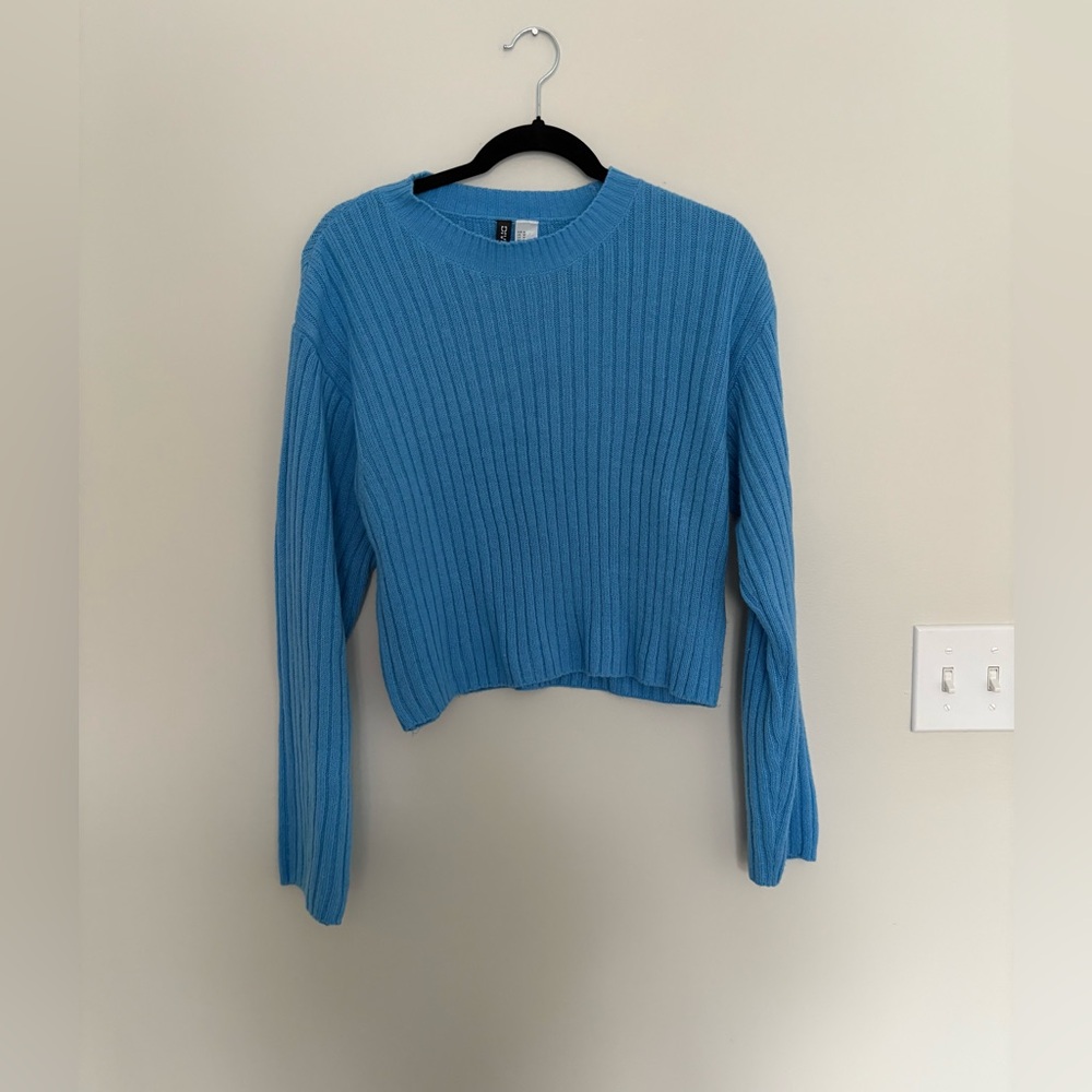 H&M Blue Ribbed Knit Cropped Sweater - US M